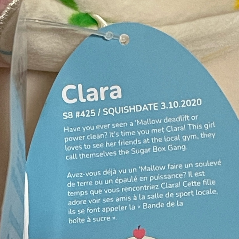 Clara the Cupcake - Picture 4 of 4